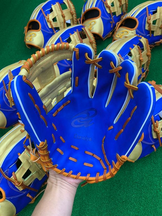 楽天市場】硬式グローブ / ドナイヤ 外野手用 硬式グラブ 右投げ