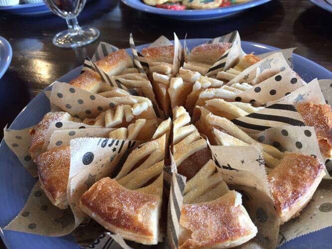 BenzoBrownsugar's tweet image. 拡散希望。
ボードゲーム交流会を開催！

7月24日 PM1:00〜 
秋田市土崎ベイパラダイス内 カフェラテさんにて！ 

海外のボードゲームを50周ご用意して知らない者同士、男子女子隔てなく気軽に楽しめる時間になるでしょ^_^ 

参加費は1000円です！ 
参加してみたーいという人は気軽にDMくださいねー！