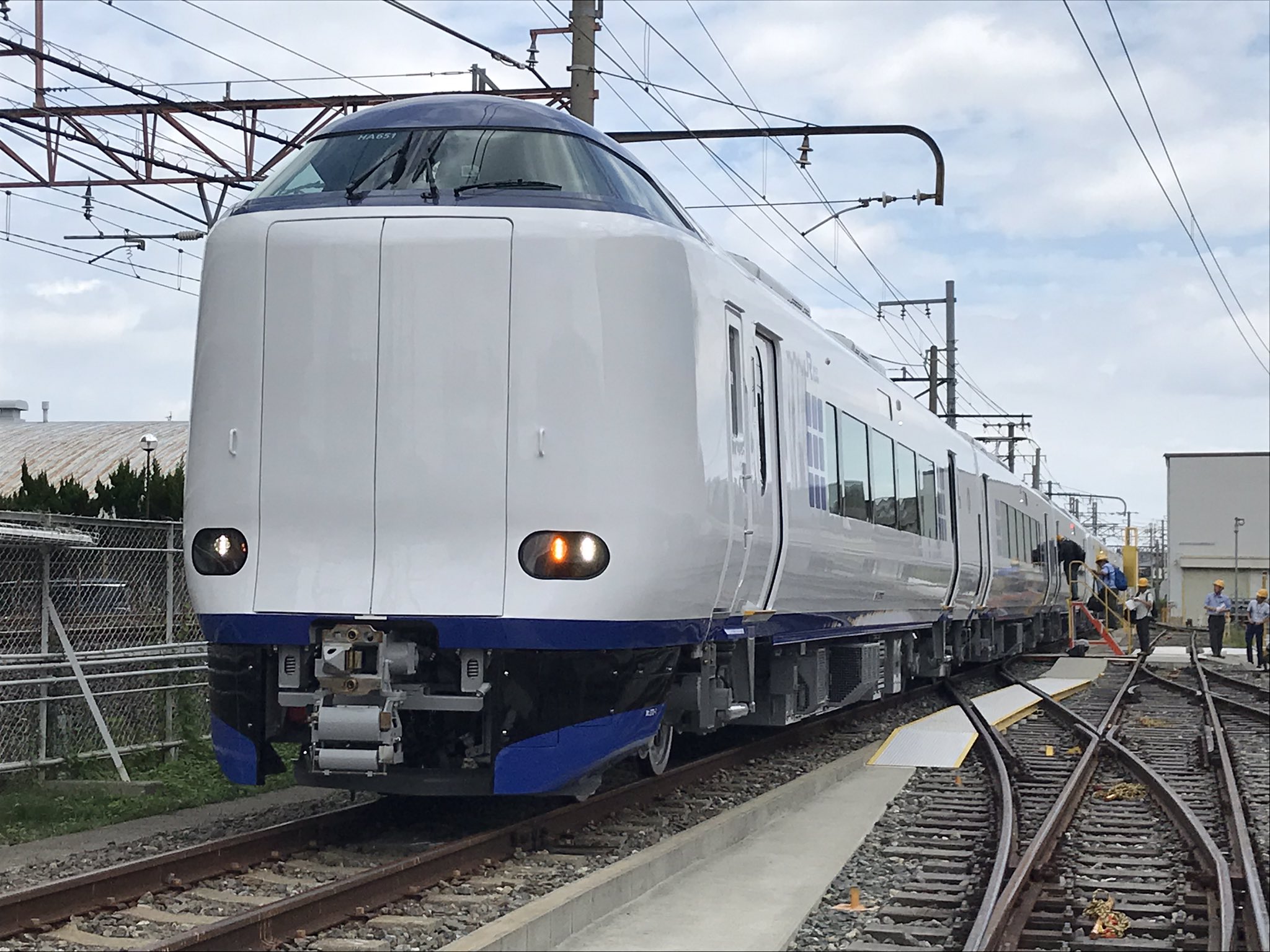 Twitter 上的 鉄道ニュース マイナビニュース 特急 はるか の増結用として新造された特急形電車271系 報道公開が行われました 鉄道 鉄道ニュース 電車 新型車両 271系 特急はるか 近畿車輛 Jr西日本 T Co Tsxepsejkq Twitter