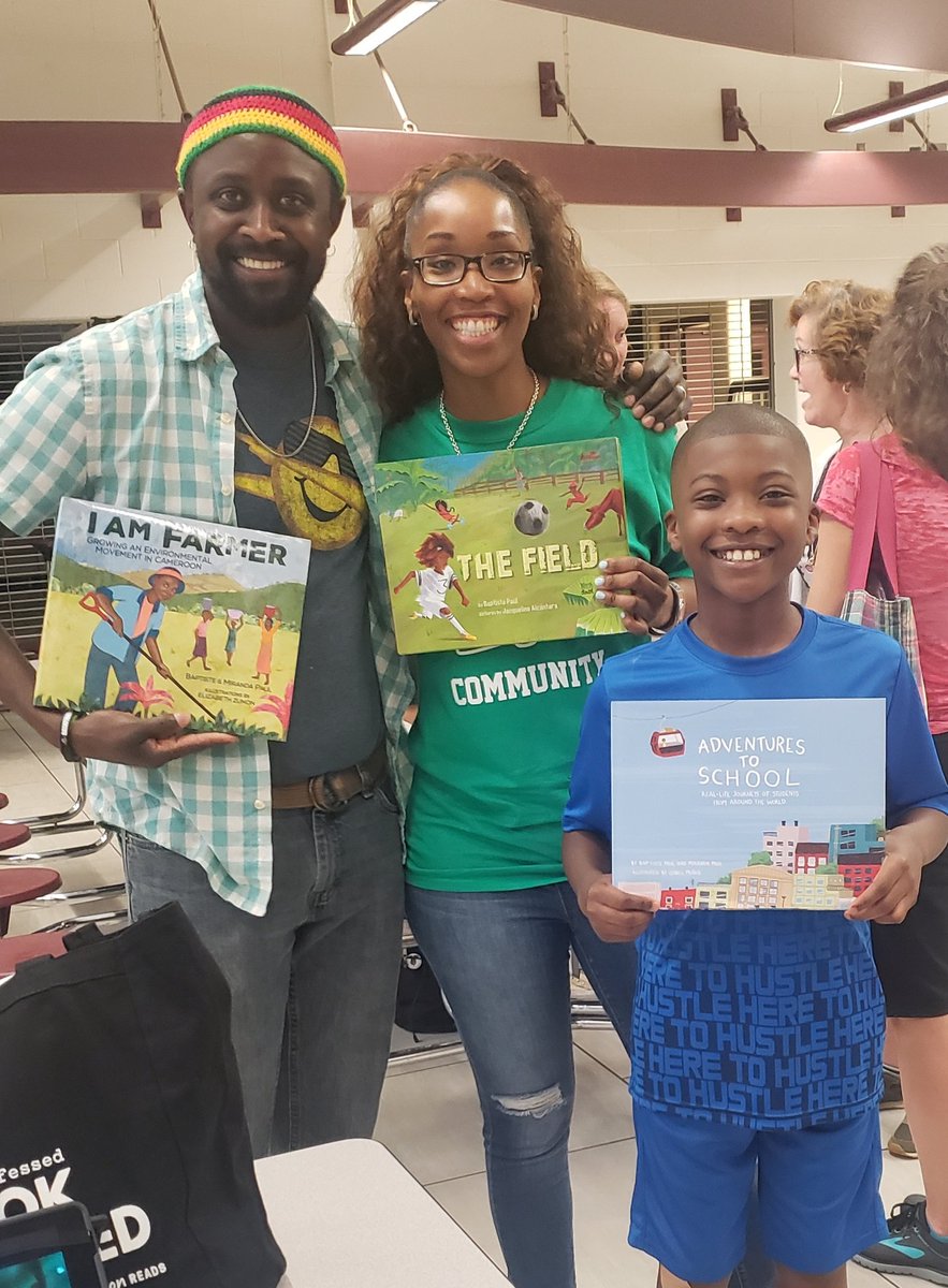 kcpteachertips's tweet image. @baptistepaul was really cool and down to earth.Check out his books!! #nErDCampMI #nerdcampmi2019