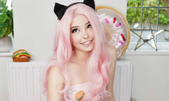 Belle Delphine, Wiki