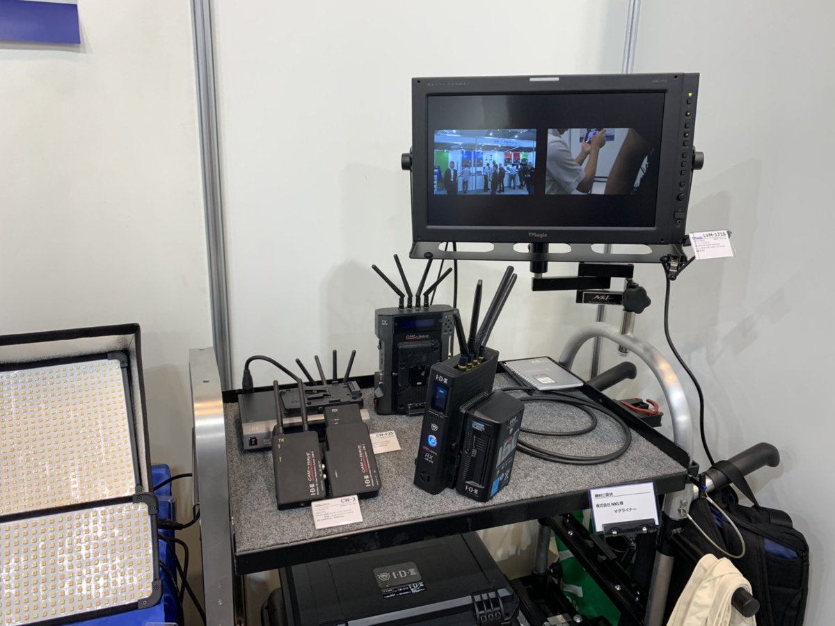 IDX_JP19890222's tweet photo. 本日から2日間、関西放送機器展に出展しております！今回NKL様(@NKL_new  
 )よりお借りしたマグライナーに、モニターやワイヤレス、電源周りも組みこんだ展示をしております、ぜひ実際の現場での使い勝手などを想像しながらご覧になってみてください。IDXブースはA-11です(^^)
#関西放送機器展 https://t.co/fJ3Xm1G5CF