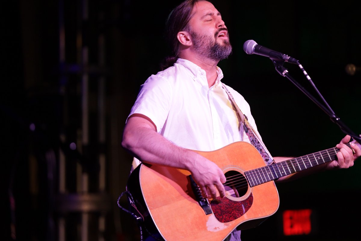 Check out more photos from last week's #BigStageMondays with @TuneSmith57, #PhillipLammonds, @KyleCoulahan and @hughmitchell at Facebook.com/BackstageNashv…

#BackstageNashville #HitSongwriters #CountryMusic #AndrewOrthPhotos