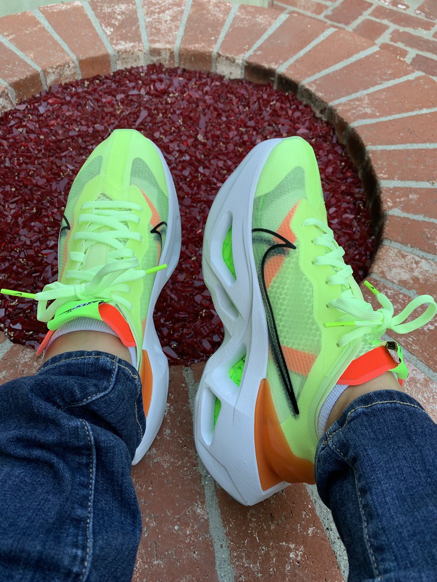 zoom x vista grind night aqua