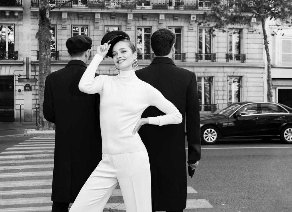Striking a pose before taking on the city of love with Sofitel’s #LiveTheFrenchWay bit.ly/2Njxs6J