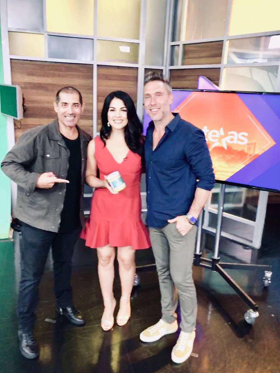 RandyBJohns's tweet photo. Lots of fun on set @wfaa with the always fabulous @AlannaSarabiaTV And it looks like our #sctoil is in great hands! “It smells like toffee, how did you guys do this?” #oilupgrade #metabolism #shortchainfattyacids #weightlossdfw #happyhealthythin #thehappyhealthyguys https://t.co/qbqT6gMH4d