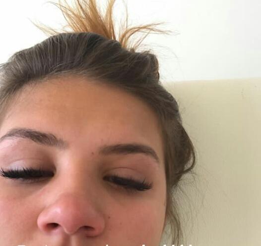 maisaftvivi's tweet photo. Eu revendo as mensagem da 
pessoa que me dava carinho e 
no fim te tudo me abandonou https://t.co/E4RYBAvvZQ