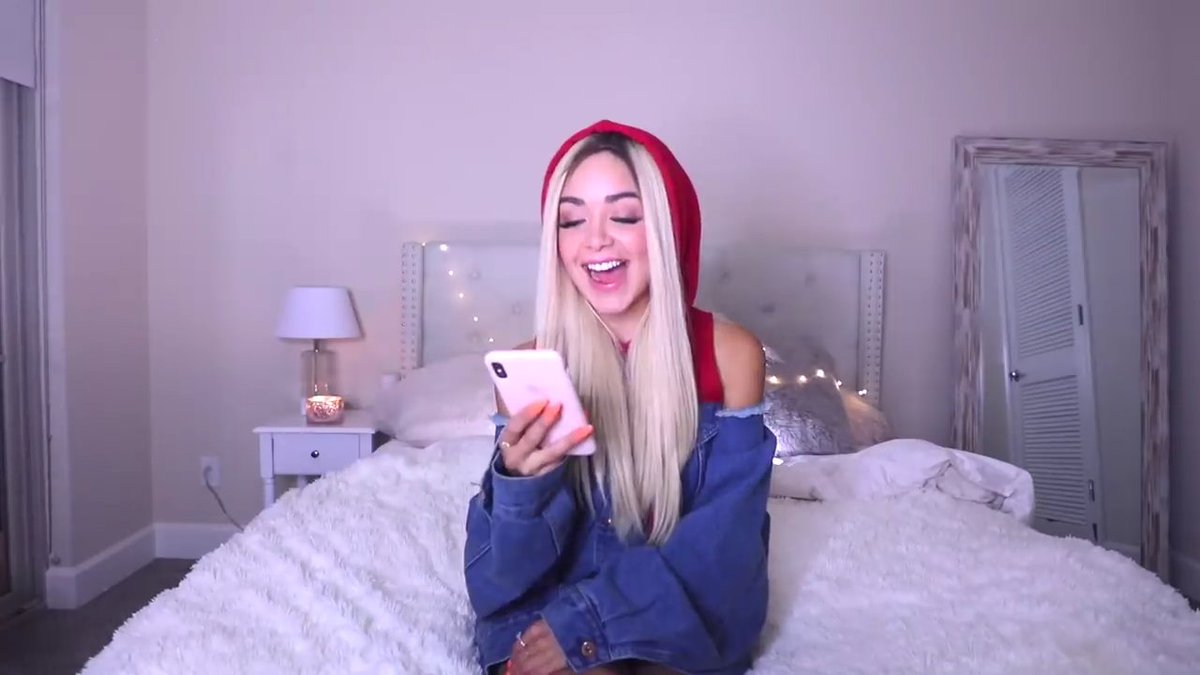 caelikemysmile's tweet photo. When miras las fotos de tu crush :3 https://t.co/jjumJf2CPq