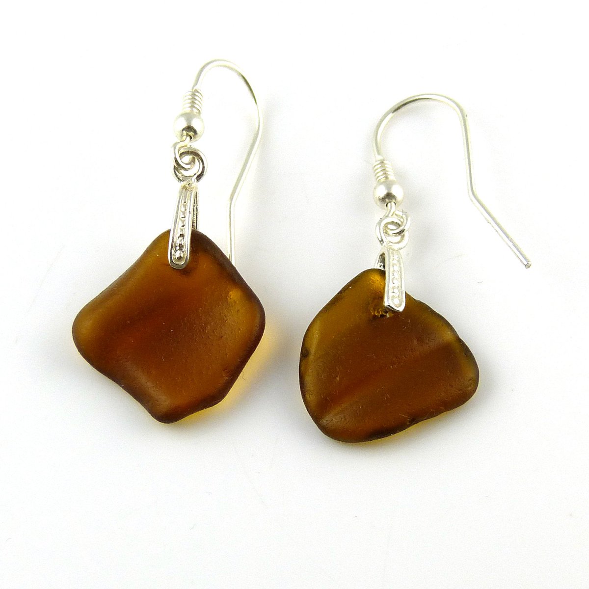 TheStrandline's tweet photo. Amber Sea Glass Sterling Silver Earrings, Drop Earrings, GENUINE Sea Glass, Sea Glass Earrings, Beach Glass Earrings, Dangle Earrings e111 https://t.co/b19sUMYYTd #thestrandline #northumberland #handemadeshop #zbesties #handmade #etsymade #earlybiz #TanColor https://t.co/YVHoavvsc6