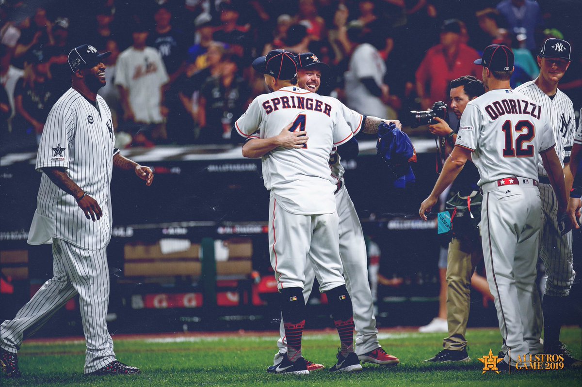 astros's tweet photo. Winners. 

#AllStrosGame https://t.co/5pHLiyLlcE