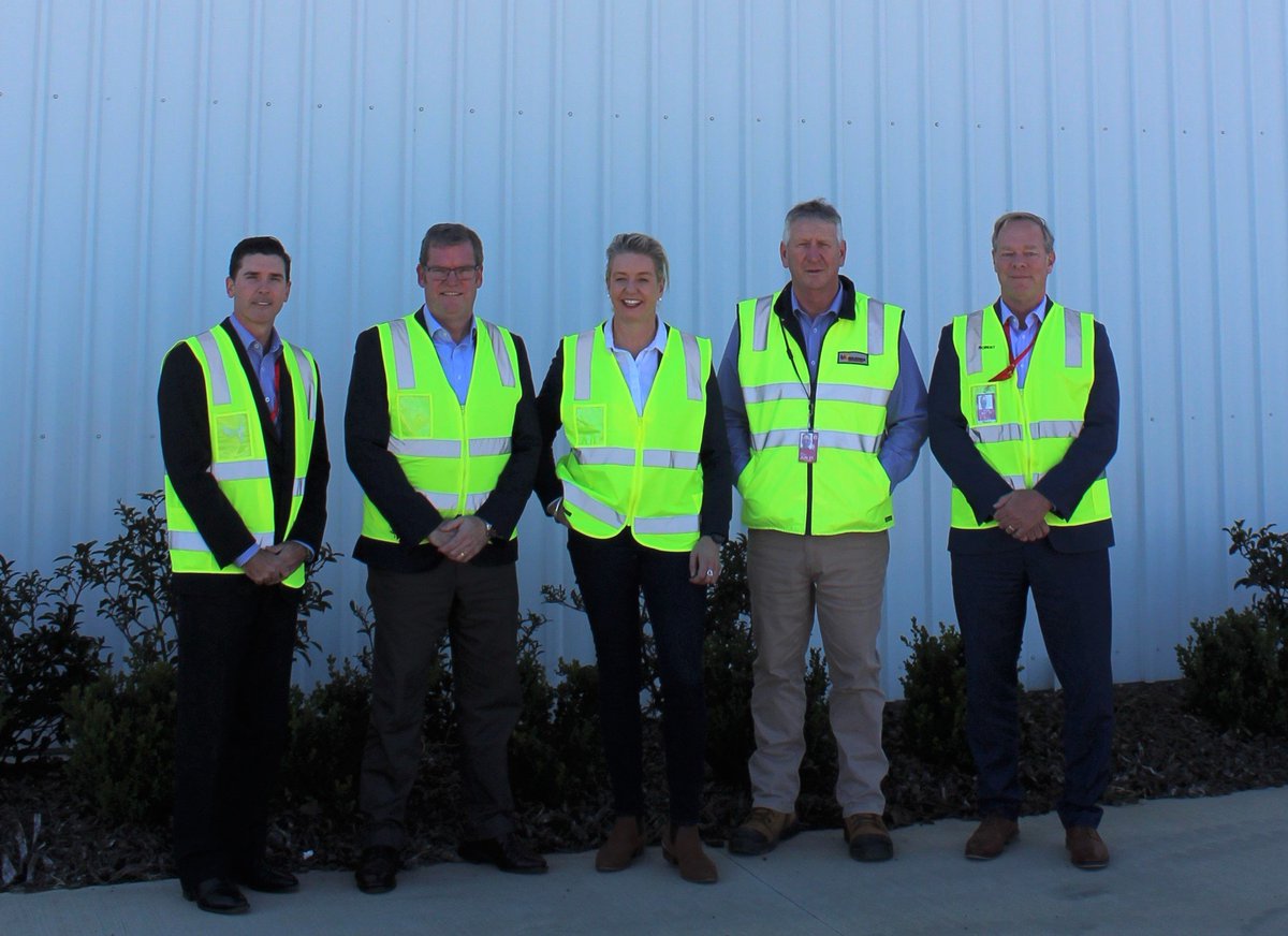 It was exciting to talk about the future of #international #logistics with  <a href="/senbmckenzie/">Senator The Hon. Bridget McKenzie</a>, Minister for Agriculture and @JohnJMcVeigh , Federal Member for Groom during a site inspection of the <a href="/WellcampAirport/">Toowoomba Wellcamp</a> passenger &amp; freight terminal today.