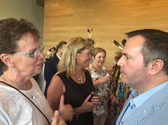 gilmcgowan's tweet photo. Jason Kenney goes out of his way to NOT talk to labour leaders. But UNA VP ⁦@unajane⁩ cornered him tonight at the Premiers’s reception in Saskatoon and gave him an education on labour relations. He’s learning that it doesn’t pay to mess with nurses. #ableg #abpoli #canlab https://t.co/7ydQ4txC4A