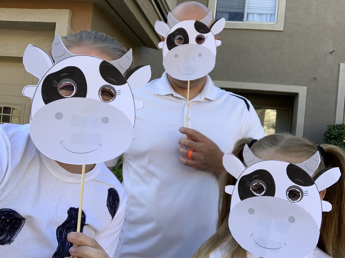 TheAshleyDrake's tweet photo. Today we dressed up like cows and got FREE @ChickfilA for Breakfast &amp; Dinner!! #CowAppreciationDay #livingourbestlife #lasvegas https://t.co/H1x9cjFpme