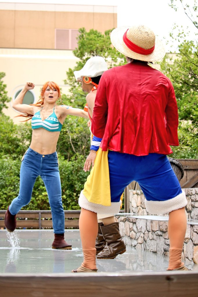 Sebasu 7 7 日 ワンピースウォーターバトル ルフィとウソップのワチャワチャ 呆れるナミ ウソップはとっさにルフィにかけられそうになった水を避ける ナミにおもっきりかかる セーフ セーフじゃないわっ ナミに殴られるウソップw ワンピースウォーター