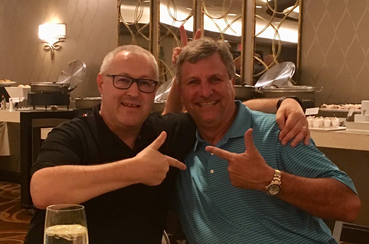 SportfisioSwiss's tweet photo. π gr8 meeting @voightm πΊπΈ ππ long-time friend π¨ππππ @aasptapta @IntFSPT @IJSPT π #ICCUS #boston (#RTP2015 π https://t.co/NDg7rcEgqW ) https://t.co/Lrz5EOnLMc
