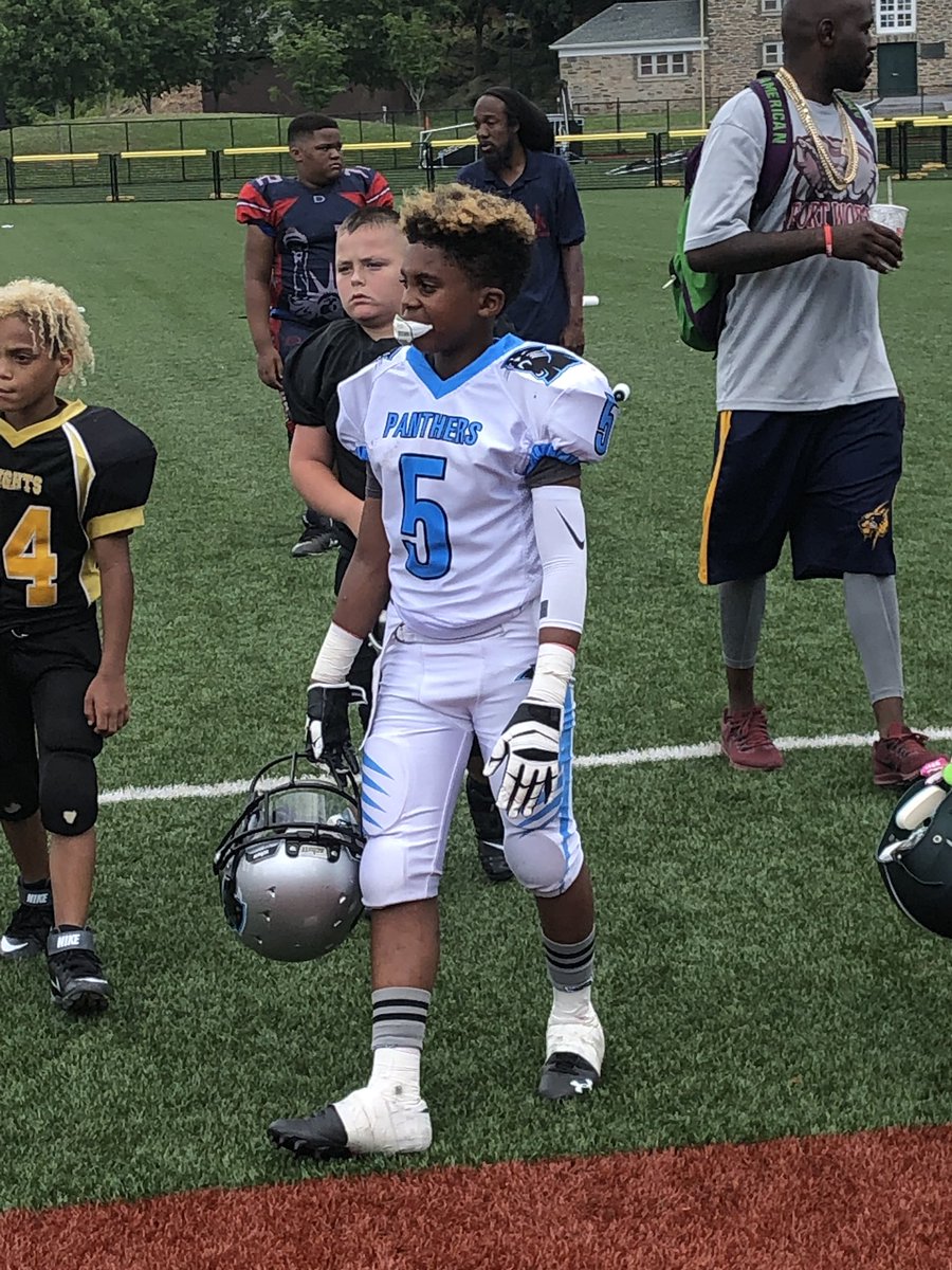 coachthomas1911's tweet photo. All Boy Dawg! 9U Football #DMaxx All American Game White Plains, New York! https://t.co/WxDMLpNug3