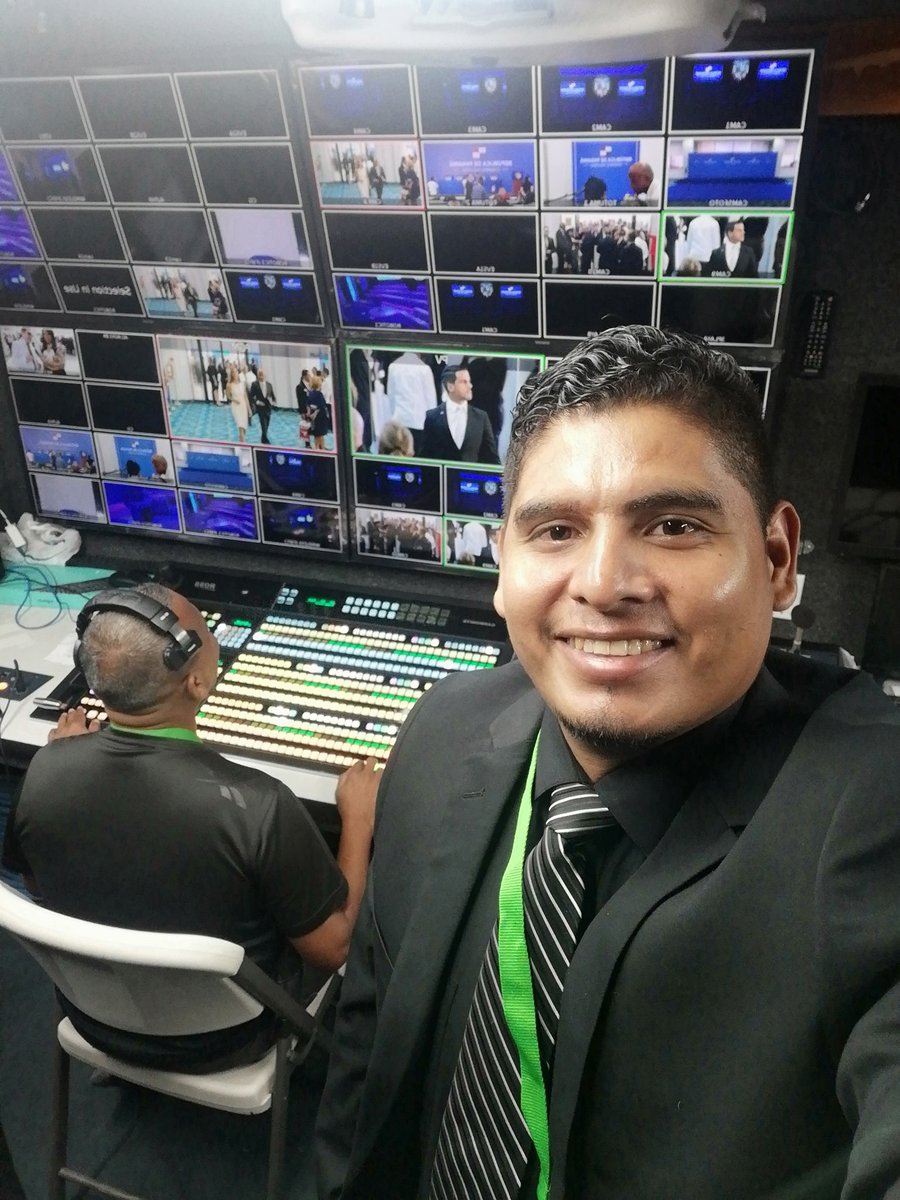 Ribeyro_'s tweet photo. Producción para televisión de la toma de posesión presidencial de Nito Cortizo  #tvproduction https://t.co/zfPWWojLSc