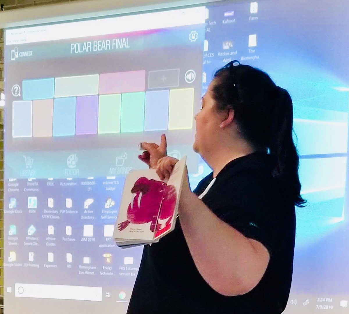 aprilpc's tweet photo. Loved getting to share @SpheroEdu #SpecdrumRings at #EdcampTechEastAL today and excited for those that won rings as door prizes. Can’t wait to see how students use them to learn! https://t.co/8h0Q1mEcV7