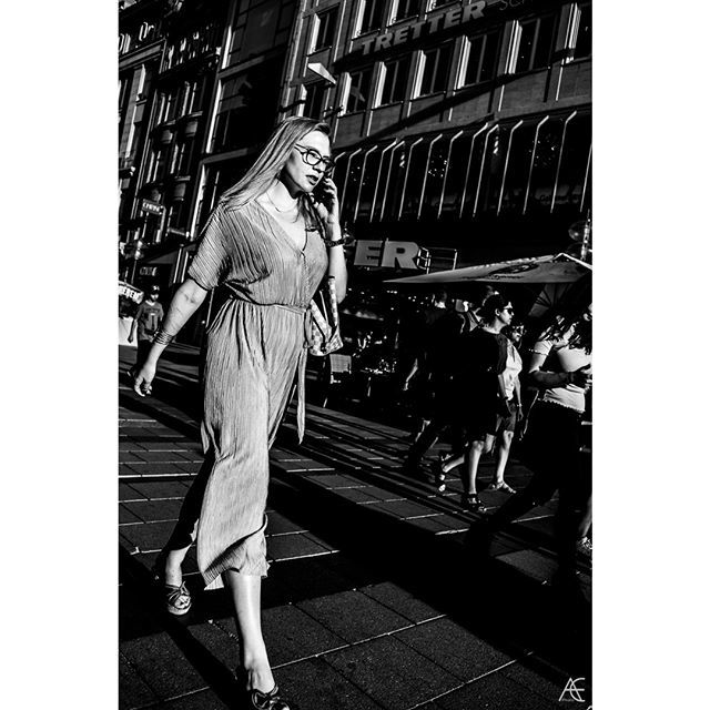 Obalix's tweet photo. An Elegant Lady

#elegant #legs #structures #dress #folds #businessattire
-
-
-
-
-
-
-
-
-
-
-
-
-
#streetphotography #streetphotography_bw #bw #streetlife #28mmstreetphotography #nikond750
#münchen #minga #munich
#streetsofmunich #theartofphotography #… https://t.co/NCfeKDAIbP https://t.co/bjdvkXkN6h