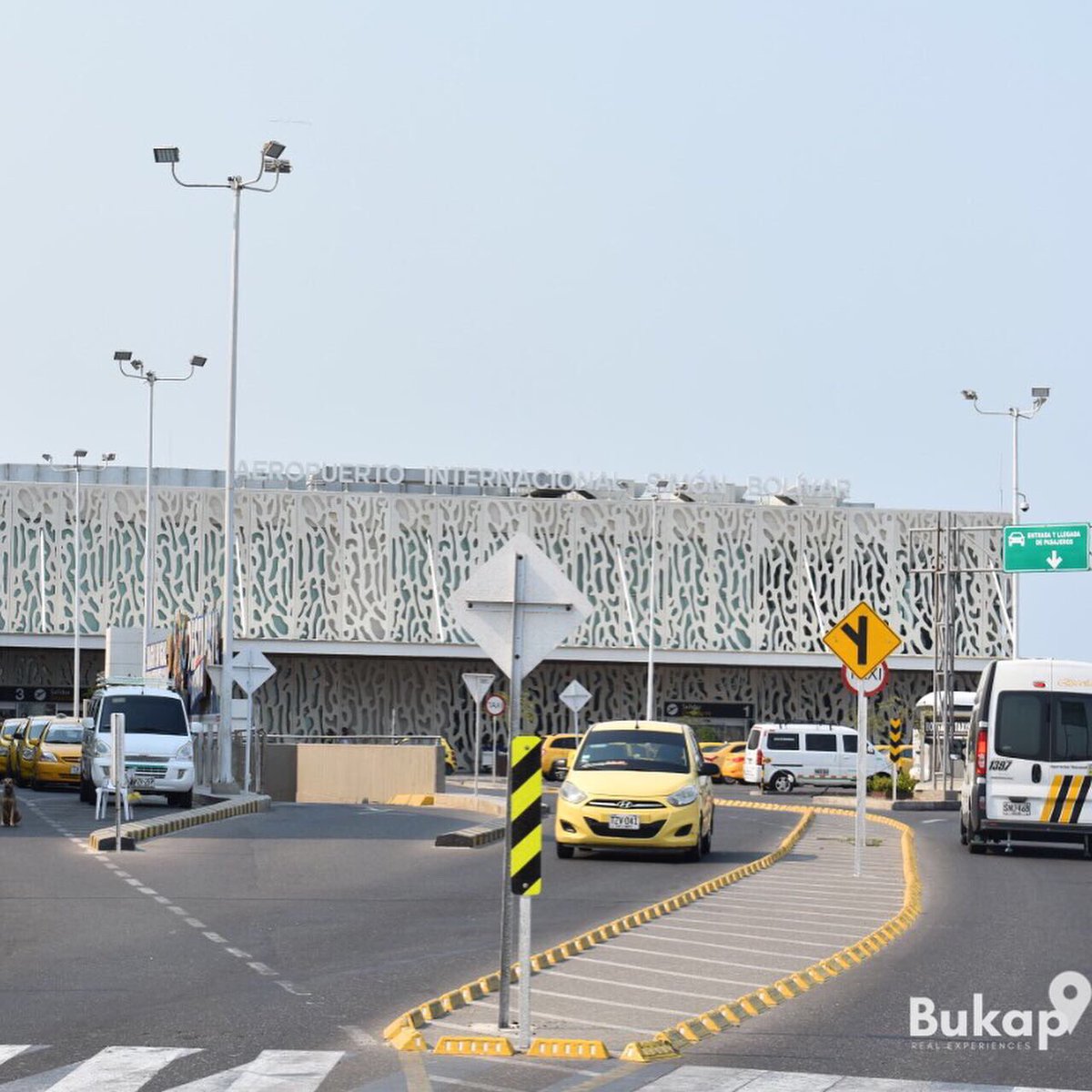BukapTravels's tweet photo. Book with us your #privatetransfer from #SantaMarta #airport to your hotel in Santa Marta, Parque #Tayrona, Pozos colorados, #Rodadero, Bello horizonte, #Minca and/or #Palomino
Bookings:
📲: +573007221679
✉: reservas@bukaptravels.com
🌐: https://t.co/RFeiBA8CMY
#travel #bukap https://t.co/1SJWUM5DVm