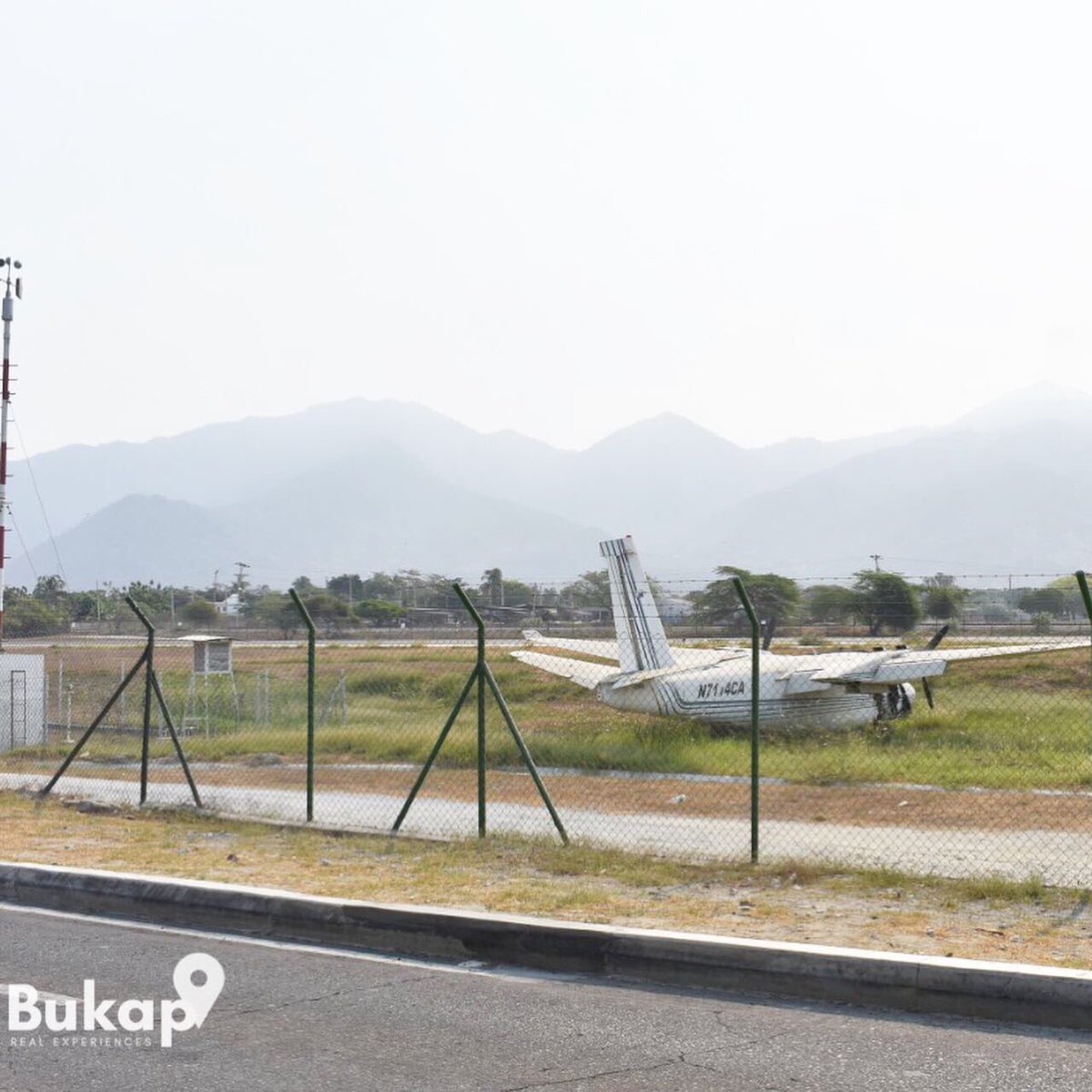 BukapTravels's tweet photo. Book with us your #privatetransfer from #SantaMarta #airport to your hotel in Santa Marta, Parque #Tayrona, Pozos colorados, #Rodadero, Bello horizonte, #Minca and/or #Palomino
Bookings:
📲: +573007221679
✉: reservas@bukaptravels.com
🌐: https://t.co/RFeiBA8CMY
#travel #bukap https://t.co/1SJWUM5DVm