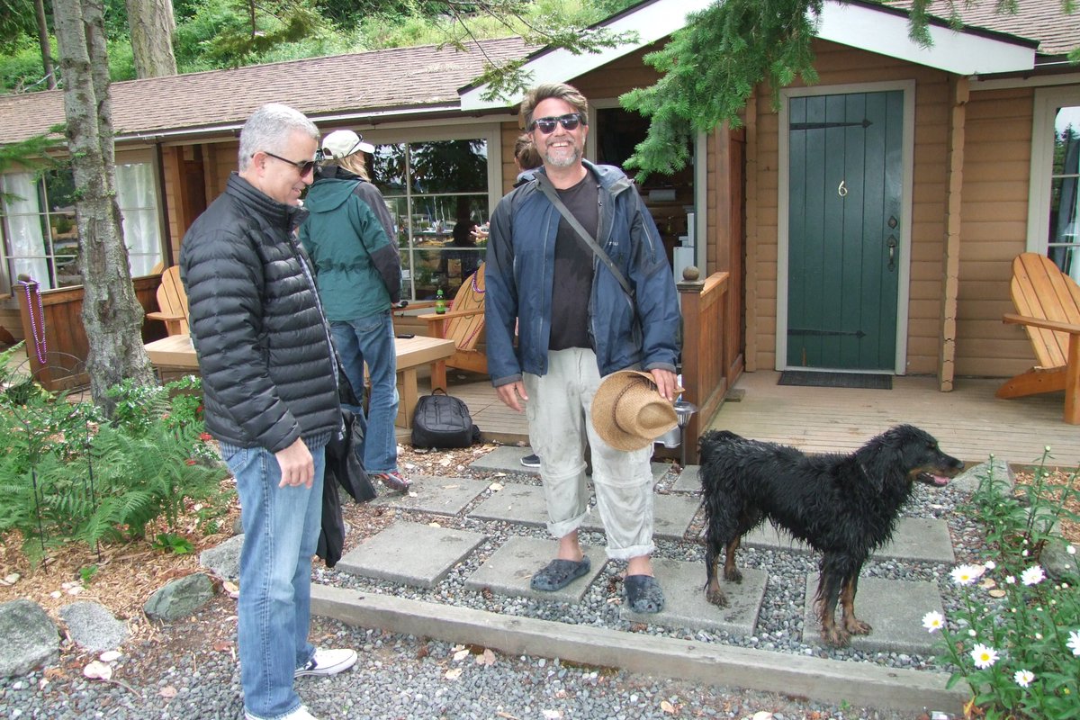Voice_OT_Orcas's tweet photo. Throwback #Superpod1 with @pbicchieri (speaker at #Superpod6) & Walter the dog, who is still living https://t.co/xWwzCoo9Uy