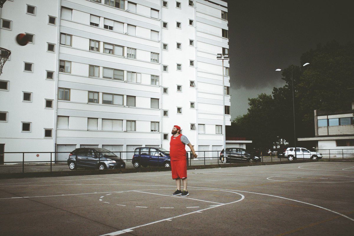 Neanche il maltempo puó fermare il tito per la vittoria 🤣😂