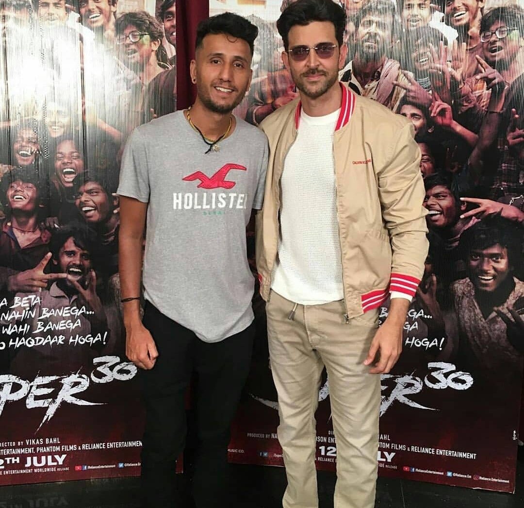 ElaAna77617236's tweet image. Hrithik promotion today for #Super30 #superfilm
@iHrithik @super30film 
Just✌️Day  !!  #12july2019