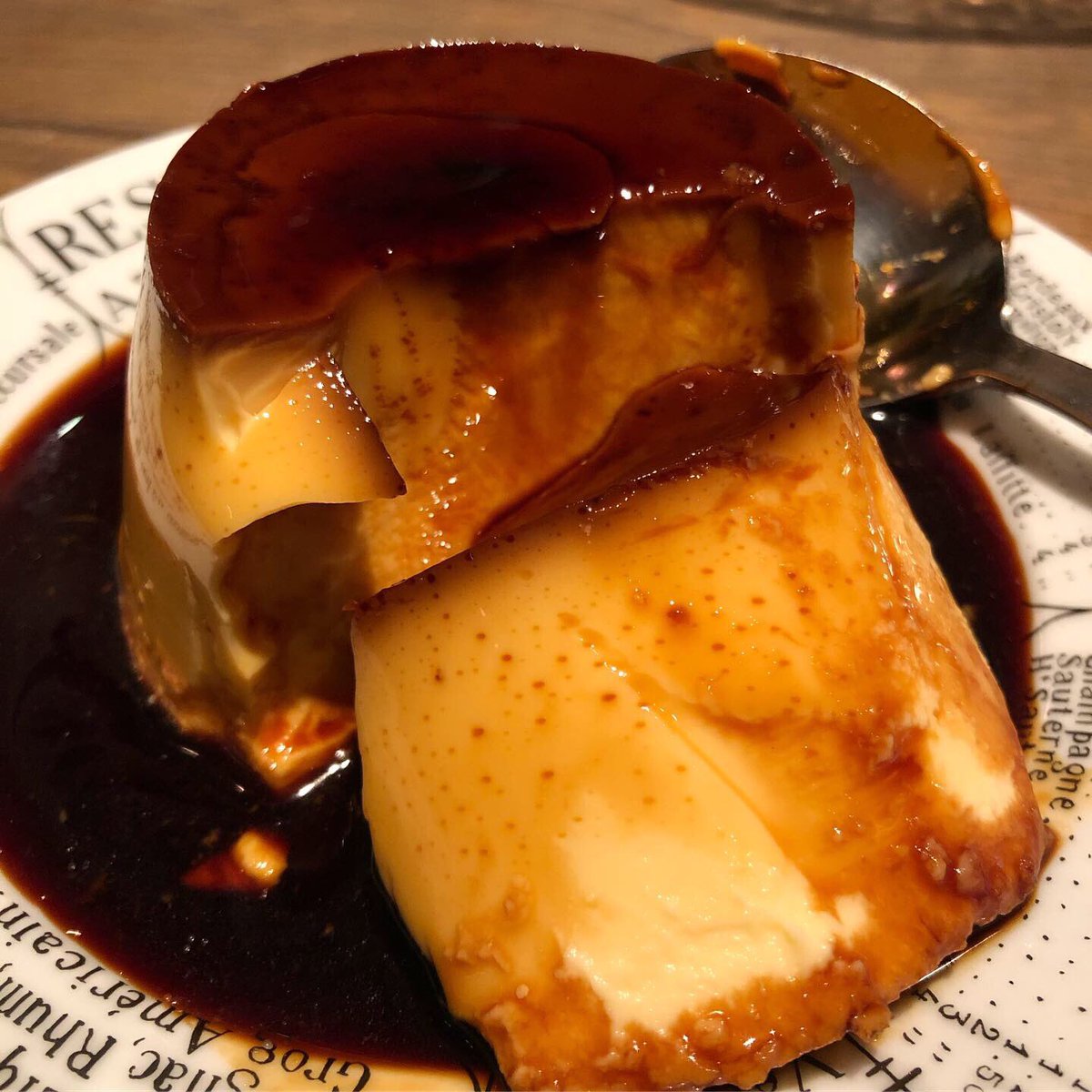 TDigested's tweet image. Au revoir!

#cremecaramel #flan #bakedcustard #marcelproust #favoritedessert #custardpudding #galette #frenchdessert #creperie #foodtradition #foodculture  #foodblogger #theworlddigested 
#クレームキャラメル #クレームカラメル #フラン #フランス菓子 #伝統菓子 #食文化