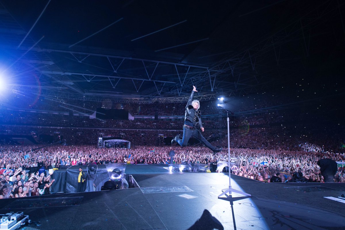 BonJovi's tweet photo. Our Wembley Wednesday continues with photos from the night. Who was there?? #thinfstour #bonjovimemories @wembleystadium 📸: Denis O’Regan https://t.co/zL7MiquHbw