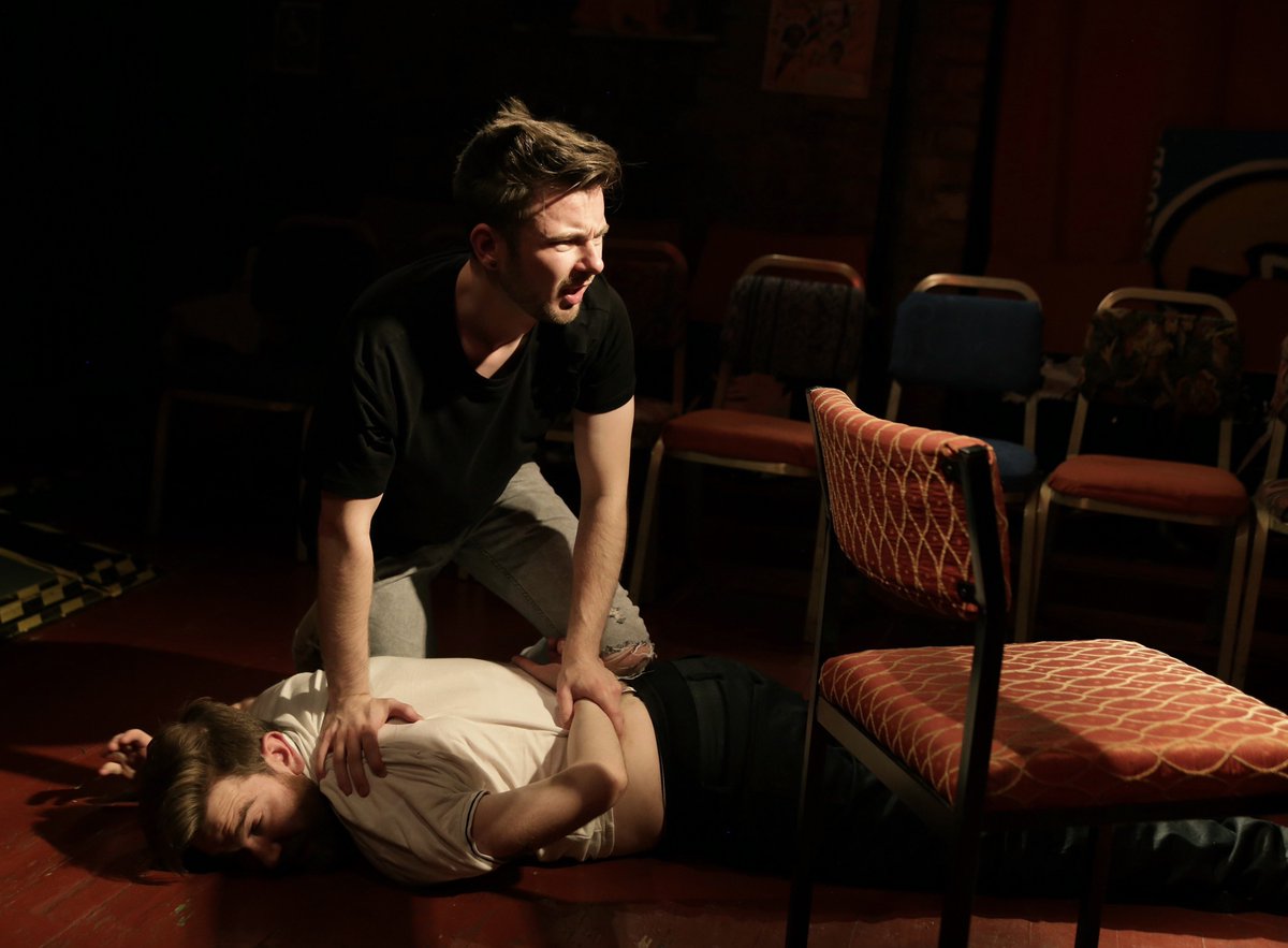 GMFringe's tweet photo. A new play exploring the depths of toxic masculinity, friendship and accepting people for who they are @Disrupted_play 11-13 July 7.30pm @3MT_Manchester @NQManchester tickets are on sale here https://t.co/oy9ECWwXNZ 📸 @shayster57 #LGBTQ #newwriting #theatre #Manchester #drinking https://t.co/gOi6MPBdNN