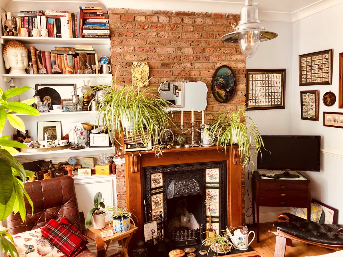 luwarrior's tweet photo. This Little Paradise goes on @Airbnb_uk, 
https://t.co/igYoS5AzDj. 
This is where you can find it, suggest to friends who would like to come in London and stay in a lovely place. Waiting to welcome you all. 
#airbnb #london #holiday #room #rent #vacation #uk https://t.co/VOa4Mjshoe