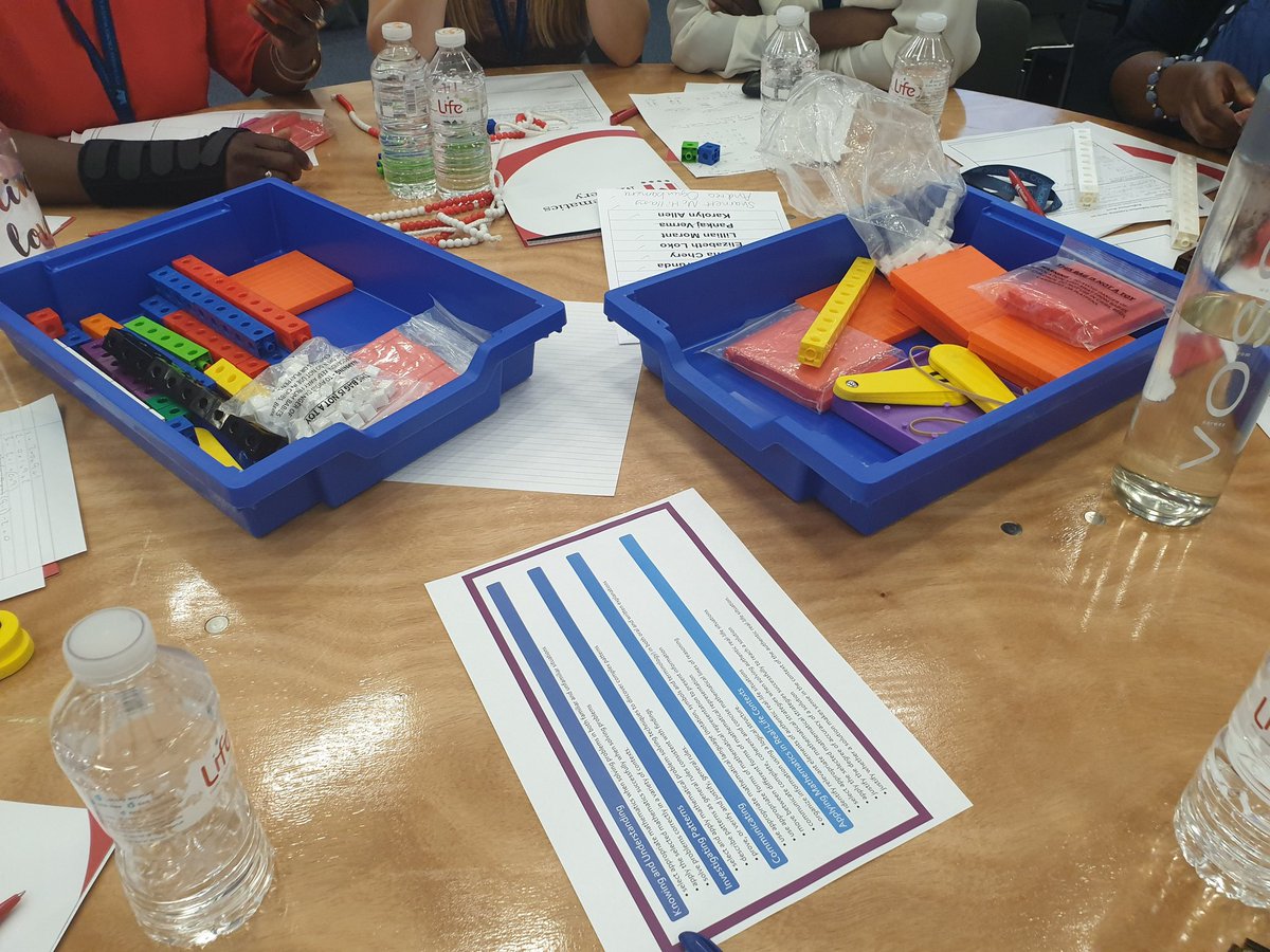 Amazing morning session with <a href="/MathsMastery/">Mathematics Mastery</a> on the use of manipulatives in  explaining place value.
