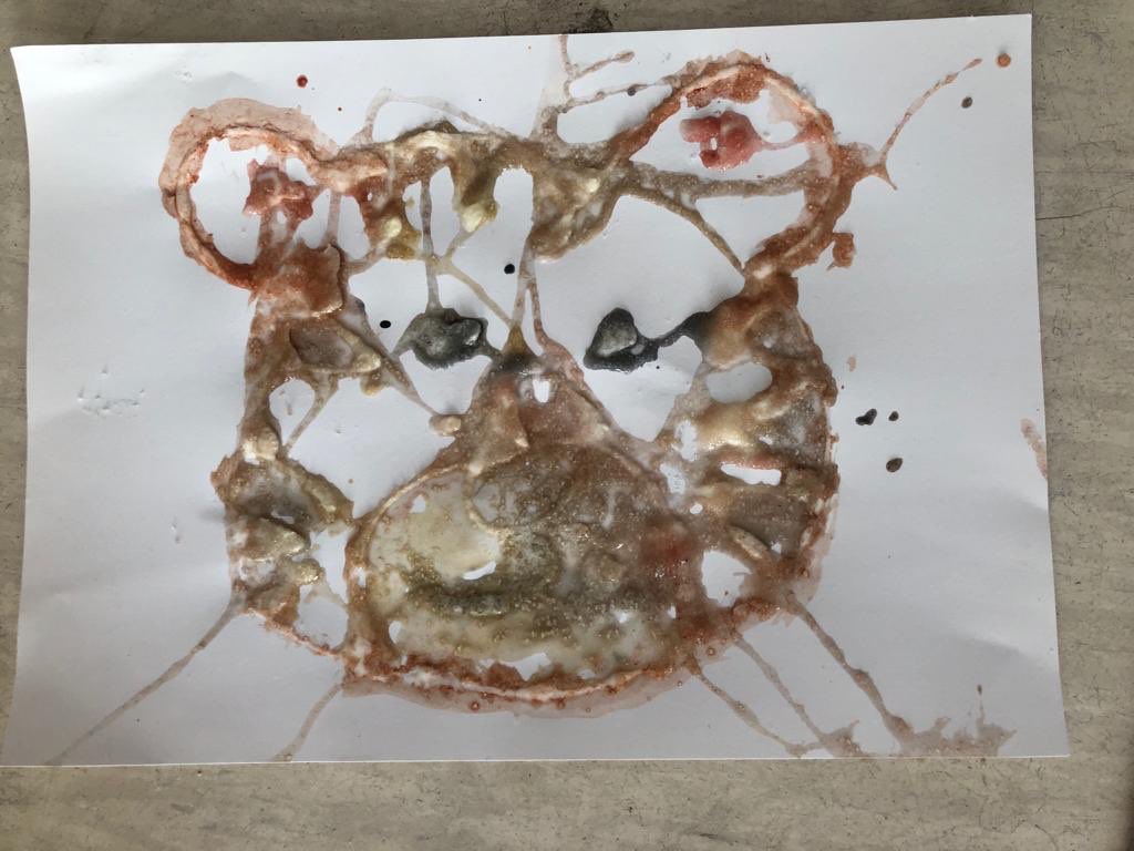 SummerCampHBST's tweet photo. This morning some students made paintings using salt and watercolors. Have a look! #SummerCampHBST #science #art @HBSTORREJON https://t.co/mqojmtSIEe