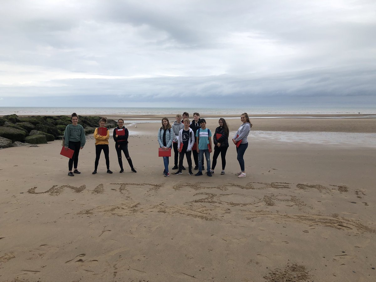unitygeography's tweet image. Nice day for the year 10 GCSE fieldwork at Cleveleys beach.