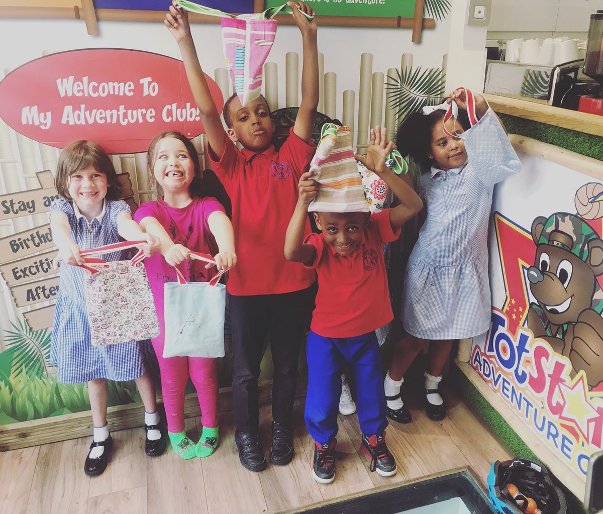 It’s Wednesday which only means one thing! Sewing workshop today 4.30pm-5.30pm 🤸‍♀️🤸‍♀️

Spaces available for today’s workshop just give us a call to book your little one in😊
02087695114