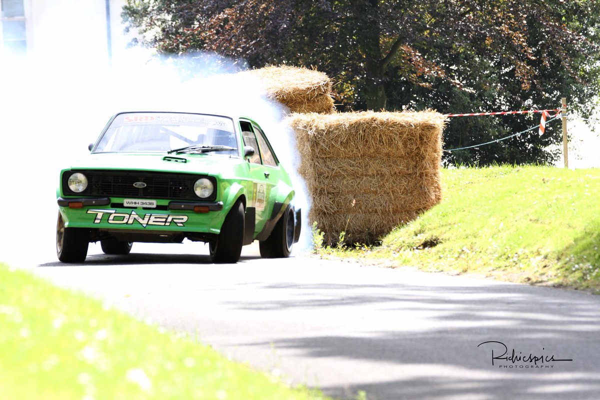 richiespics7873's tweet photo. Loughgall Stages Rally #tailout #wheelspin #mad4tar #tonermotorsport https://t.co/brlzJxWWtw
