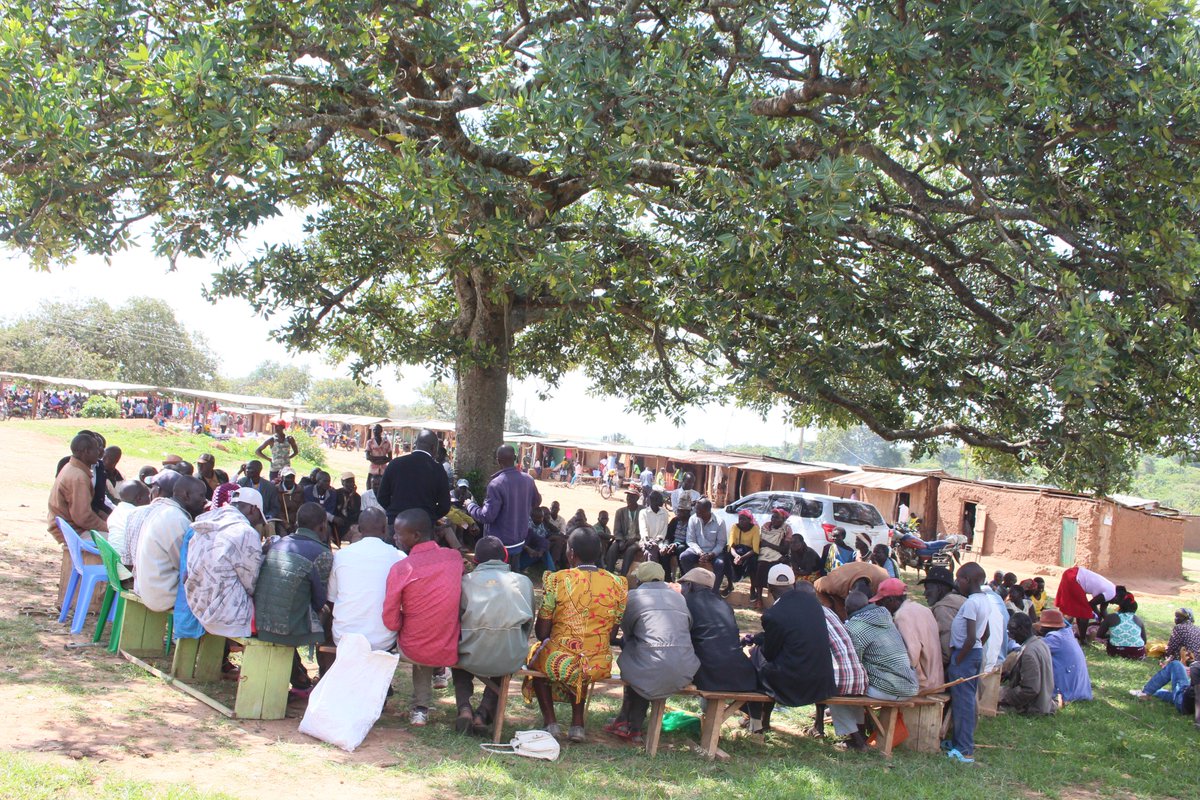 PokotYouthBunge's tweet photo. During community sensitization outreaches on ward development planning process at Kanyarkwat in Riwo Ward. Pokot Youth Bunge in partnership with Mercy Corps Leads on building their capacity through Civic Education #EnhancingClimateChangeResilience
#DFID_UK #UKaid #USAID https://t.co/DfKdsCE6CI