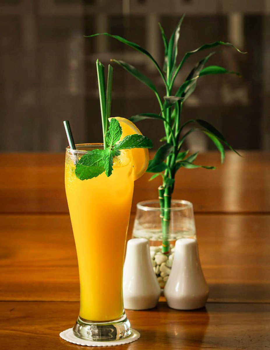 Introduction one of our beverages 'body refresher' 
The freshness will makes you more fresh!
Come to Noodles Now Cafe to get yours.
#neohotels
#archipelagointernational
#infobandung
#neo_dipatiukur