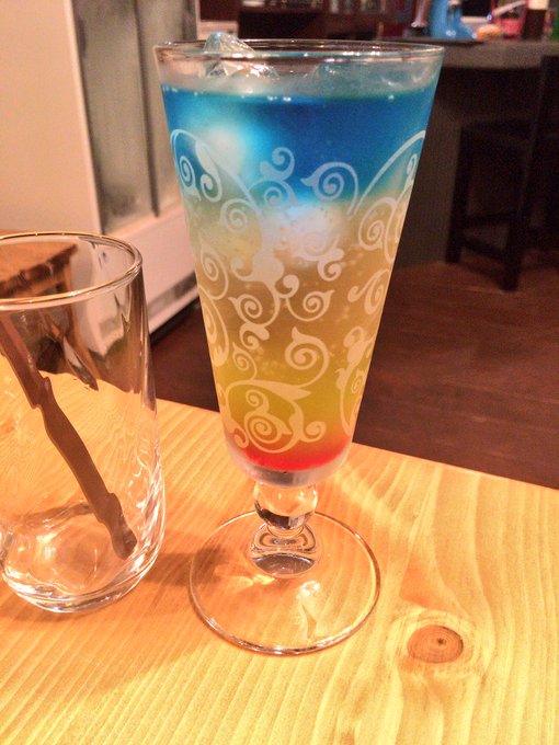 Barあしあと、お酒はもちろん料理も美味しすぎるので応援したいっ!
今月なんとか時間作って行きたいなぁ〜 