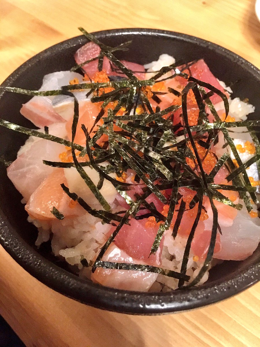 Barあしあと、お酒はもちろん料理も美味しすぎるので応援したいっ!
今月なんとか時間作って行きたいなぁ〜 