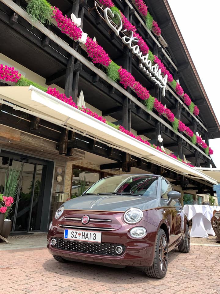 haidachhof's tweet photo. Neu!Neu!Neu!
Ab sofort könnt ihr das Zillertal mit dem neuen Fiat 500 erkunden.
#Spass #Haidachhof #AutohausHaidacher #Fiat500
Vielen Dank an Susanne Hofer (Fiat Österreich) und vielen Dank an das Autohaus Haidacher wir freuen uns sehr ❤️❤️❤️❤️ https://t.co/XPXsaXZlpo