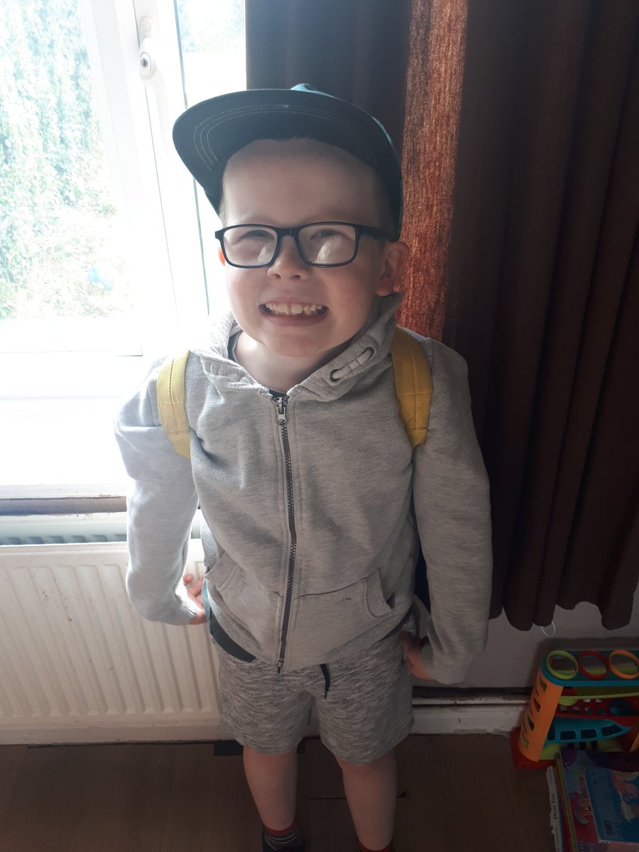 bradleysmummy1's tweet photo. My boy all ready for his trip to pondarosa with school xxx
Have fun puddin' xxx
#RPROCKS
@chrisdysonHT @ParklandsLeeds https://t.co/l1xensxHKK