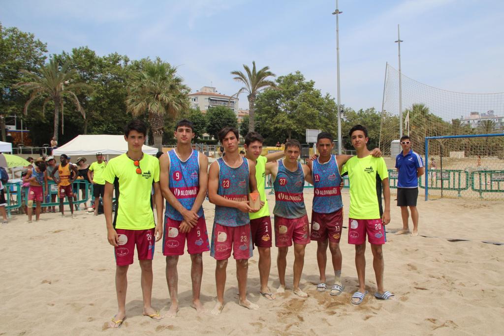 Resultats competició Cadet Masculí:

1r <a href="/bh_barcelona/">Beach Handball Barcelona</a> "B"
2n <a href="/hpgranollers/">Handbol Platja Granollers</a> 
3r. <a href="/bh_barcelona/">Beach Handball Barcelona</a> "A"
4t <a href="/bh_barcelona/">Beach Handball Barcelona</a> "C"
5è White Sharks
6è H. Pepperonis

Felicitats a tots els equips!