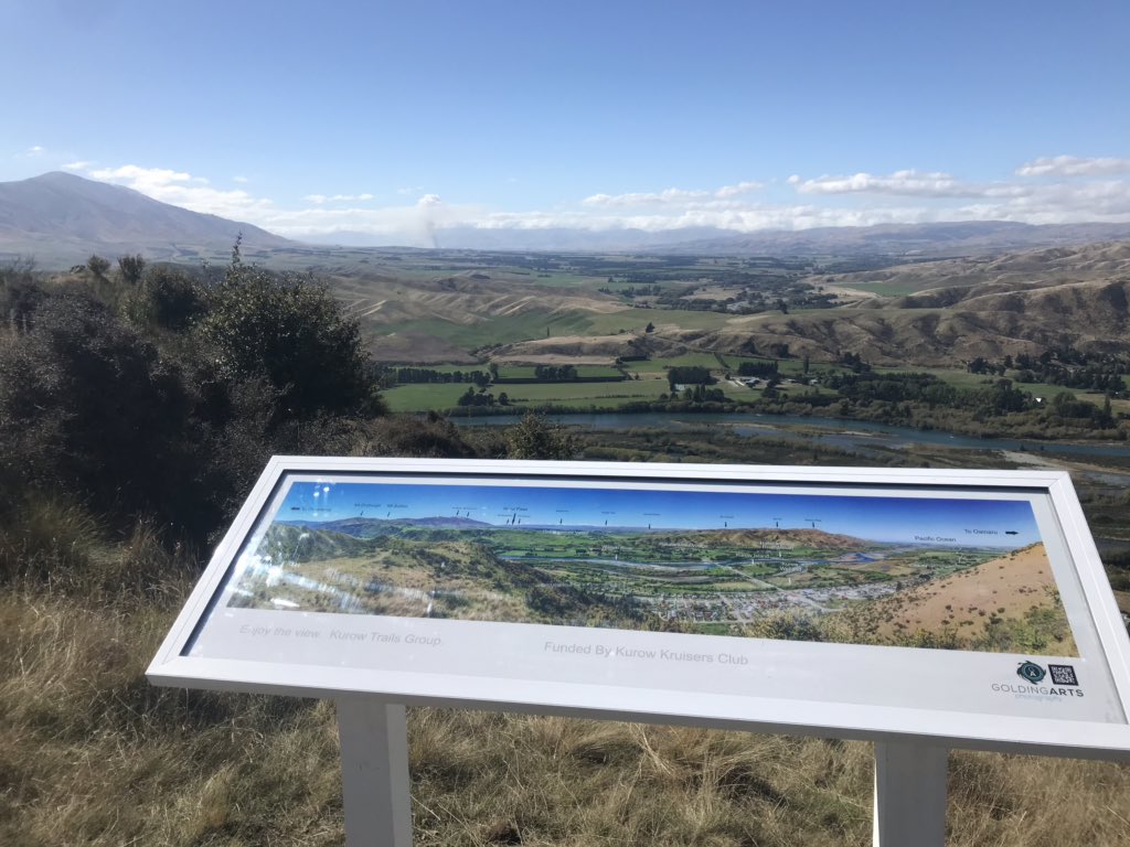 Julietrichgray's tweet photo. Hakataramea Station used to run the length of the Haka Valley &amp; over the Haka Pass. Over time it has slowly reduced. The main homestead is still located below Mt Milne &amp; Kirkliston where @nz_farmers @pregtester posted the woodshed/deershed pics. Map in pic shows mountains in area https://t.co/w78CUZslaH