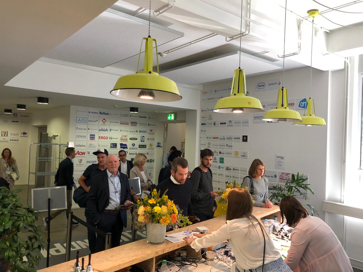 InsurTechMunich's tweet photo. 🚀 Early birds kicking off #W1Forward #DemoDay. We‘re about to welcome our InsurTech Hub Munich partners for a day full of talks, pitches and networking. Great to have you on board! It‘s all about the ecosystem! 😎 https://t.co/ux6x90heNm