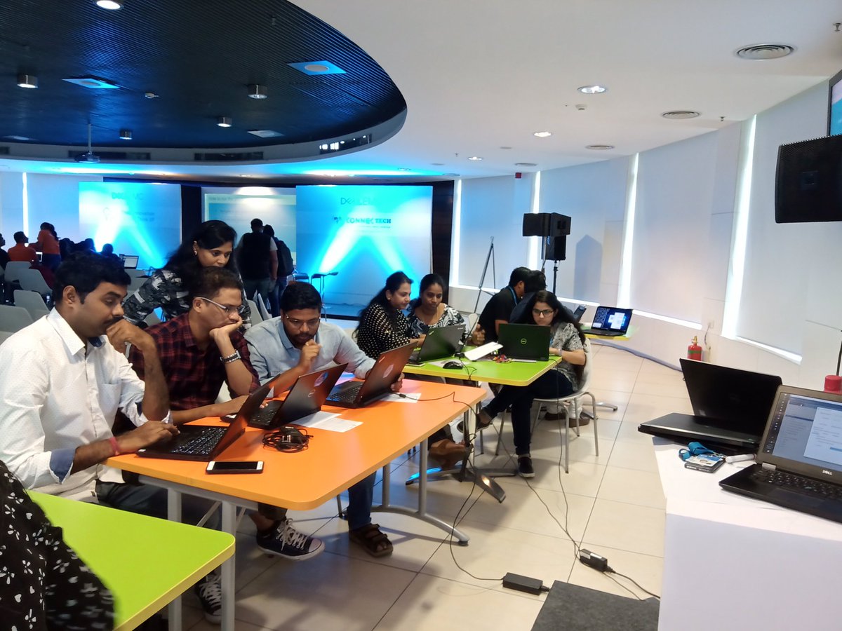 savithasusan's tweet photo. Bug bashers at work.. tablet for national NCD program, dellemc open manage and repository manager... #DellConnecTech #IWork4Dell https://t.co/J6NuiNg6bS