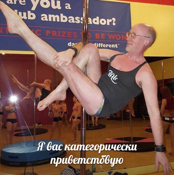PomidorWatsona's tweet photo. Я: у меня достаточное количество  баллов, чтобы поступить в Москву
Какой-то хуй с заоблачными баллами: https://t.co/gbOekDHXda