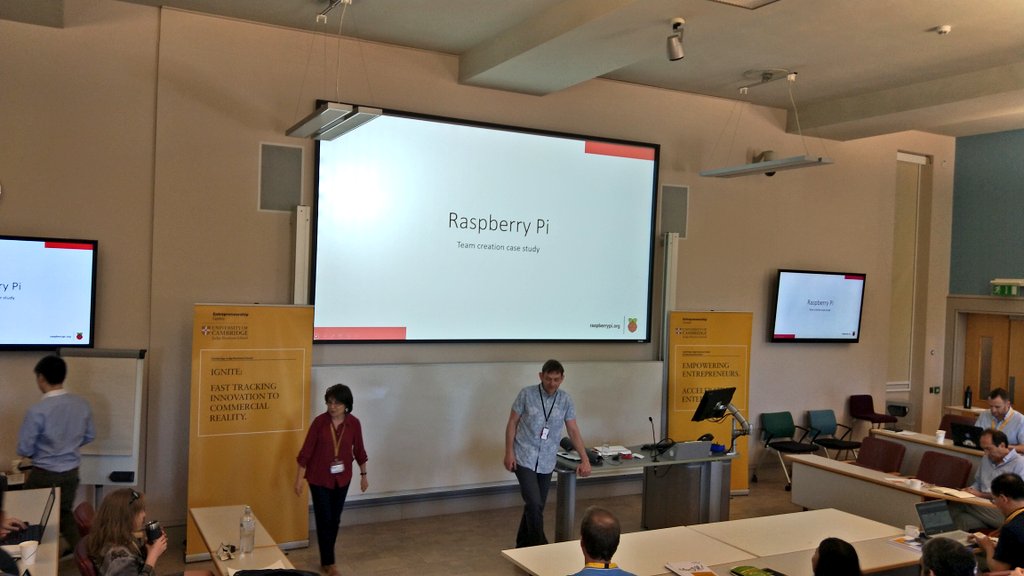 ivanobongio's tweet photo. Five days to collect some thoughts on the hectic, exciting, exhausting and amazing rollercoaster that Ignite2019 was! And the ride has just begun... #CamIgnite @CJBS_EC @CambridgeJBS @p2i_network @UofGAsbs https://t.co/1MULONd3W3
