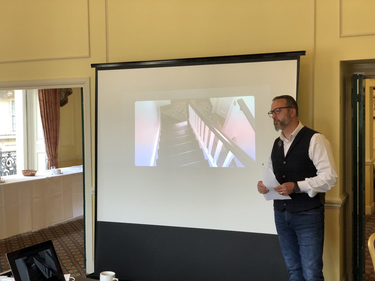 BusConnBrad's tweet photo. At BCB this morning we heard from Scott Dimbleby from Scott’s Select Decorating Service. Great to hear more about his quality #decorating work in #Yorkshire clearly a great contact for #interiordesigners out there. #leeds #harrogate https://t.co/n2F86DiVLI